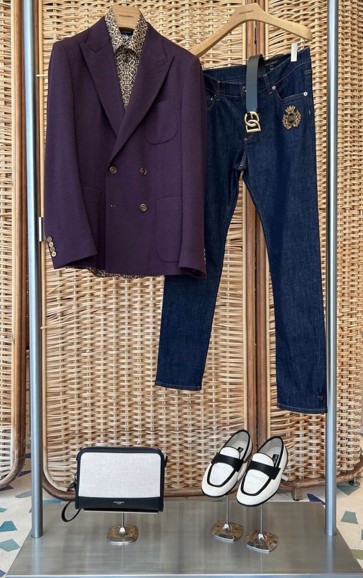 Blazer y denim con correa DG